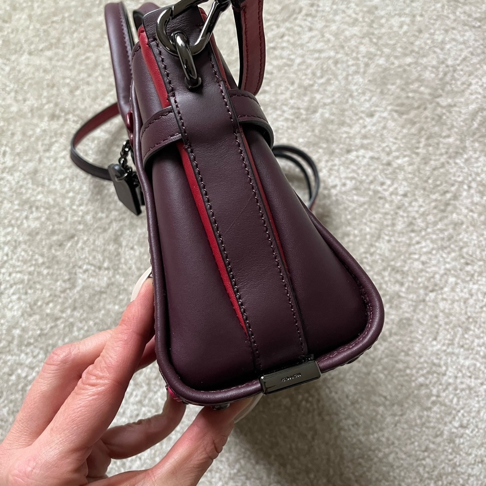 Coach Burgundy Leather Floral Appliqué Handbag Purse Like New - Picture 3 of 8